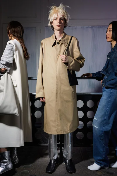 Look 19